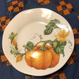 Serving plate